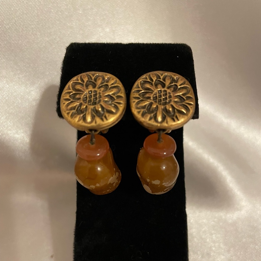 Vintage TAT brass round floral emblem ear piece with drop round brown moonstone